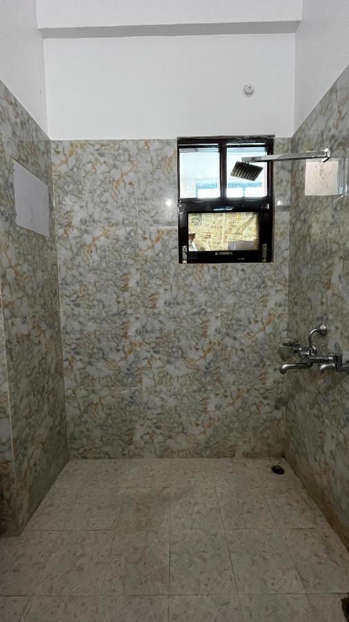 Hotel Mangalam Grand à Lucknow Extérieur photo